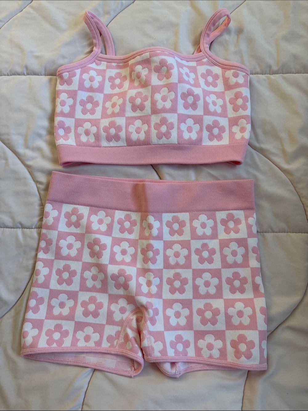 Women’s Pink Floral Checker Athletic Shorts - Stylish Activewear Set